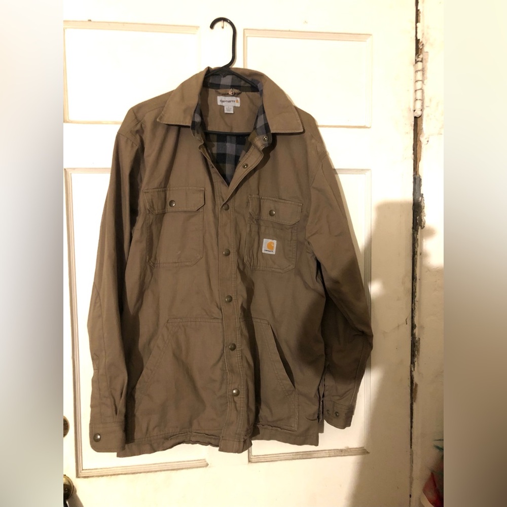 CARHARTT JACKET SIZE LARGE FLANNEL PLAID LINED SNAP CLOSURE